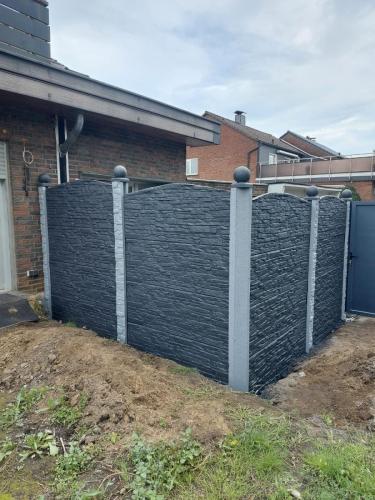 8 (1) (1) (1) (1) (1)